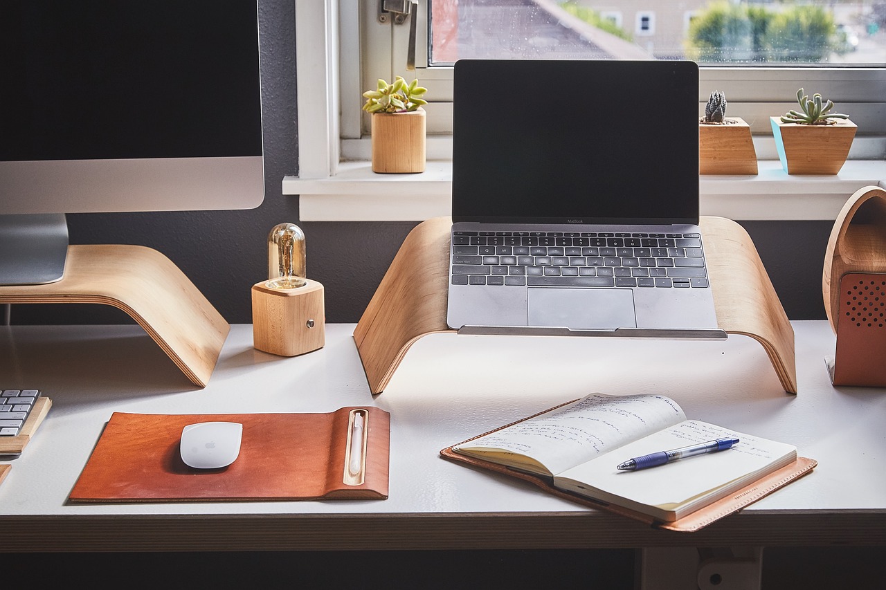 Custom Software Development 1 macbook-2573421_1280